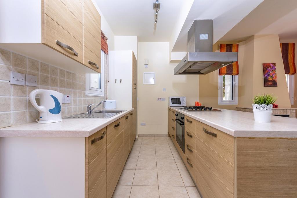 Villa Chloe Paralimni Phòng bức ảnh